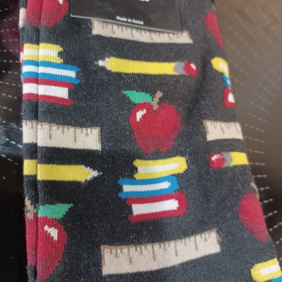 Hot Sox Teacher School Days Pattern Socks Gift *New With Tag - Picture 4 of 4